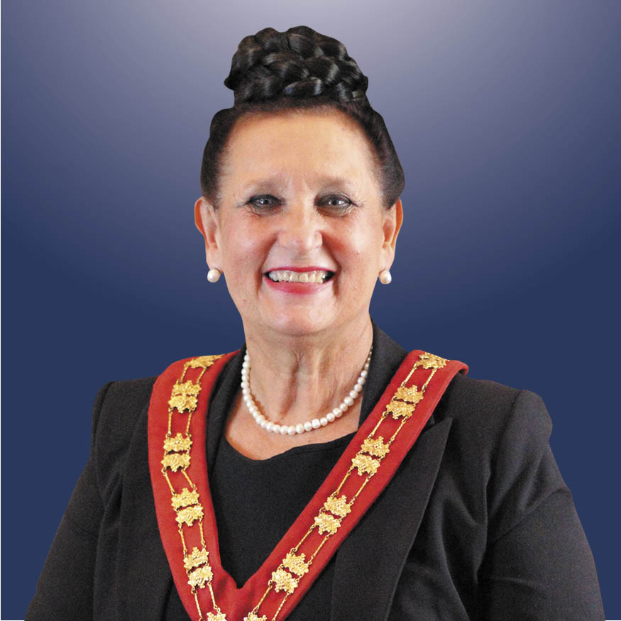 Cllr Dr Elna von Schlicht, Executive Mayor of Cape Winelands District Municipality